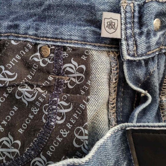 Rock and Republic Mens Jeans Size 28x32 Henlee Straight Distressed Wings - Picture 10 of 10